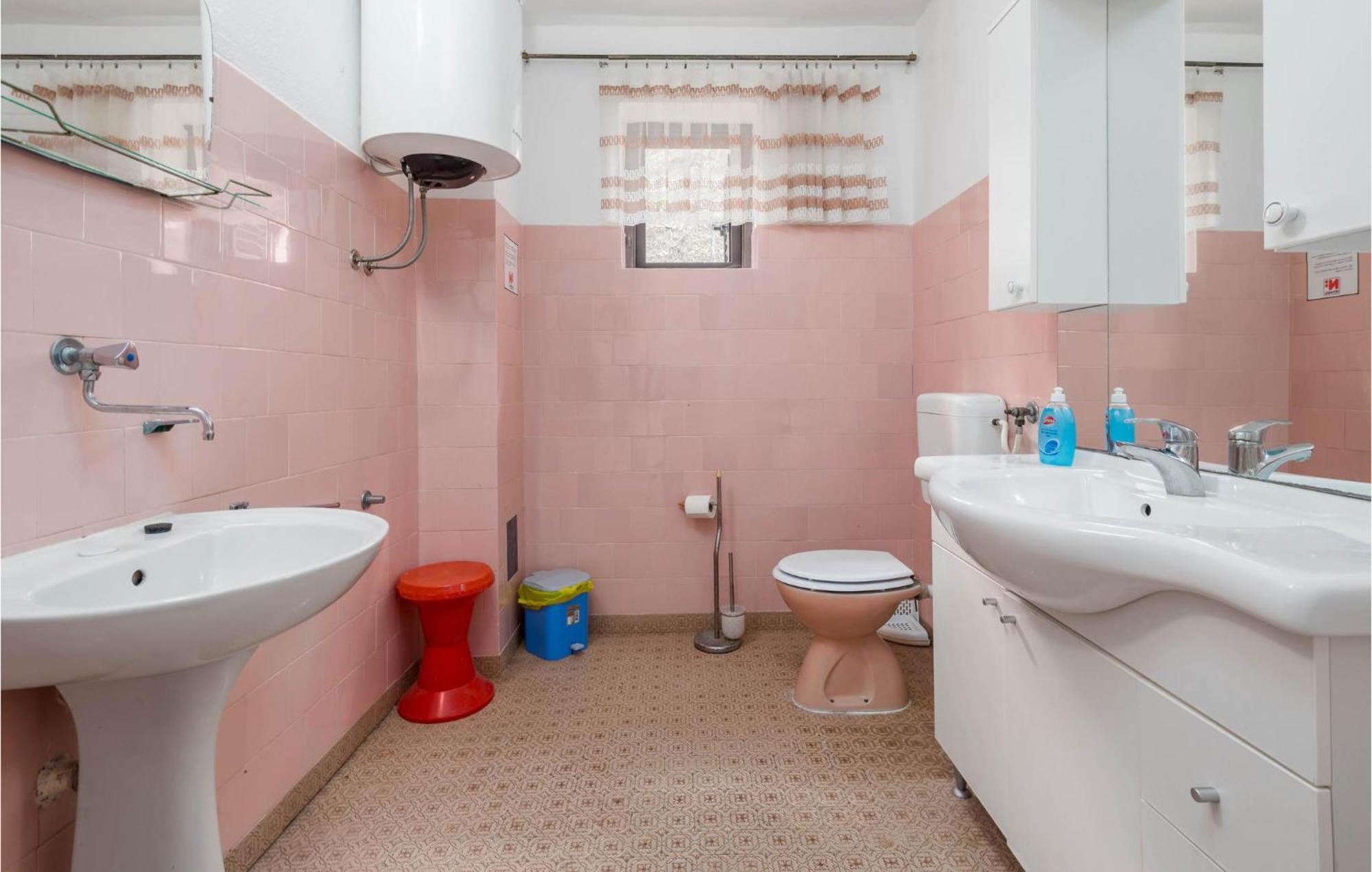 Nice Apartment In Bosana-Pag With Wifi Simuni Ngoại thất bức ảnh